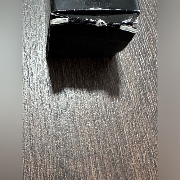 Christian Louboutin Oeil Vinyle Luminous Ink Liner - Picture 7 of 9